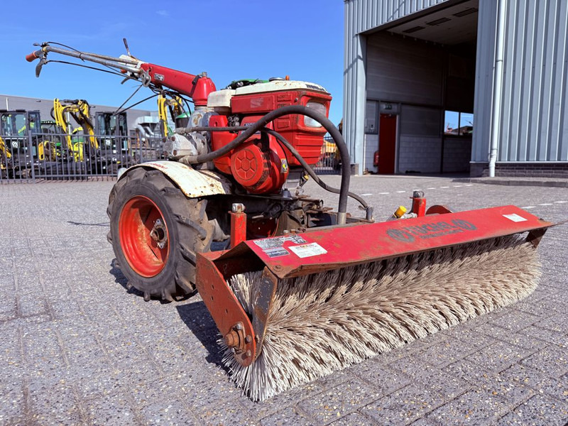 Honda F800 Veegmachine - Yol süpürme aracı: fotoğraf 5 Honda F800 Veegmachine - Yol süpürme aracı: fotoğraf 5