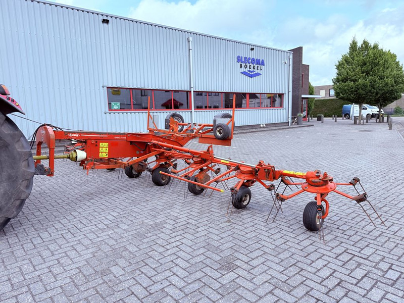 Kuhn GF8501 T - Ot toplama tırmığı: fotoğraf 2 Kuhn GF8501 T - Ot toplama tırmığı: fotoğraf 2