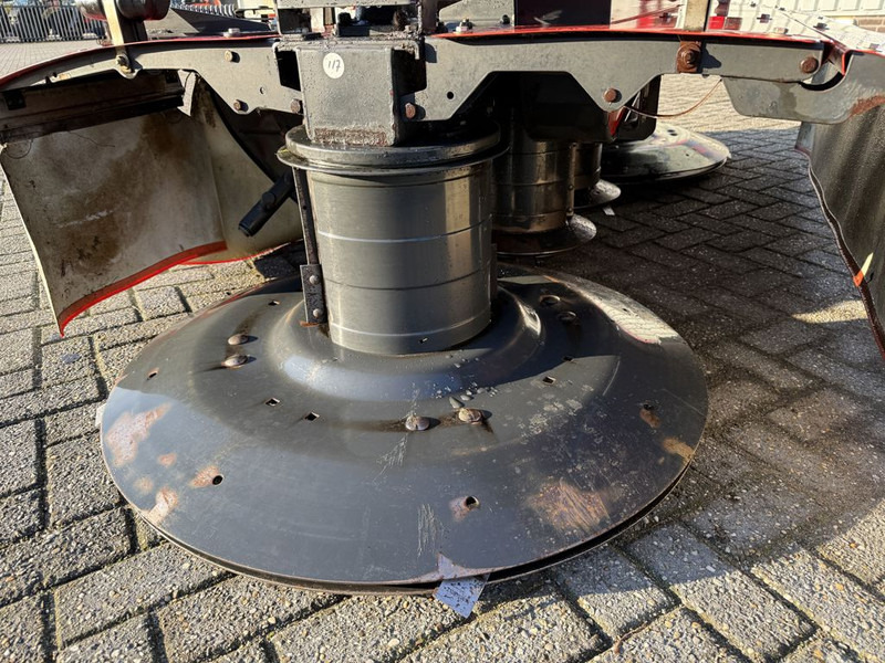 Kuhn PZ300F Frontmaaier - Çayır biçme makinesi: fotoğraf 5 Kuhn PZ300F Frontmaaier - Çayır biçme makinesi: fotoğraf 5