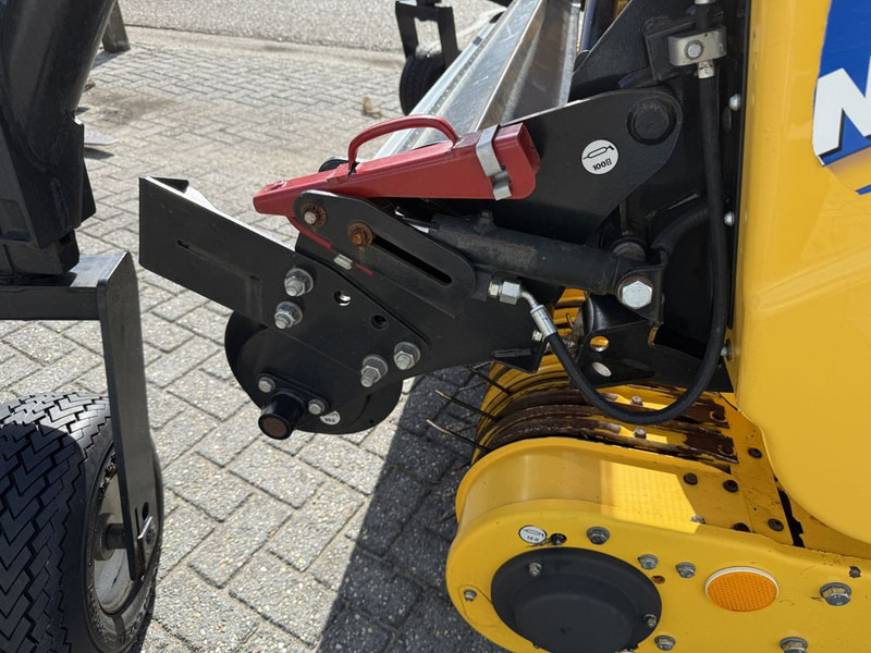 Hasat makinesi New Holland 300FPE Gras Pickup: fotoğraf 14
