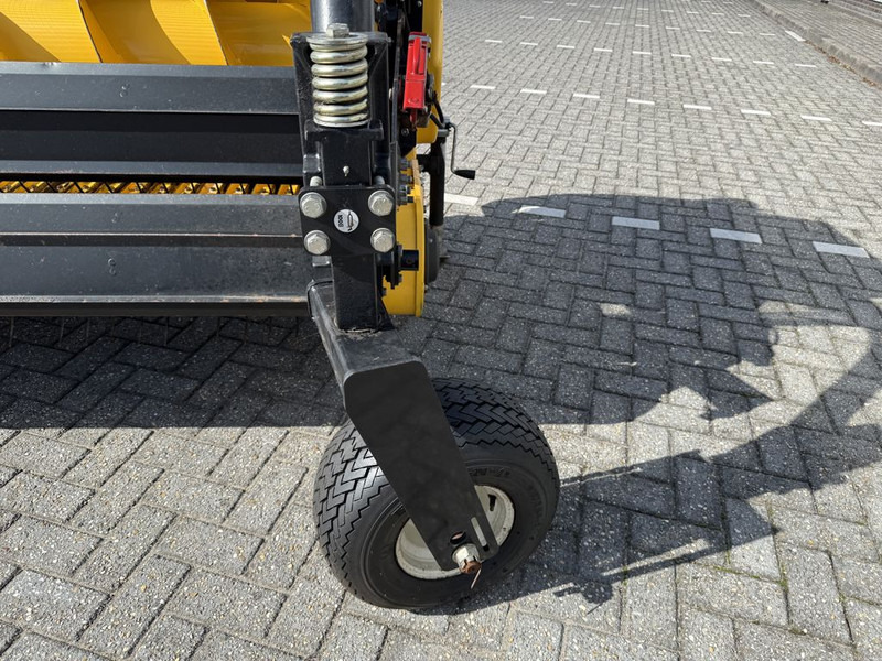 Hasat makinesi New Holland 300FPE Gras Pickup: fotoğraf 8