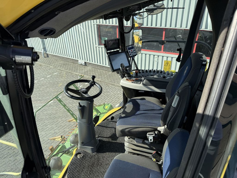 New Holland FR550 Forage Cruiser + Krone Easycollect - Silaj makinesi: fotoğraf 5 New Holland FR550 Forage Cruiser + Krone Easycollect - Silaj makinesi: fotoğraf 5