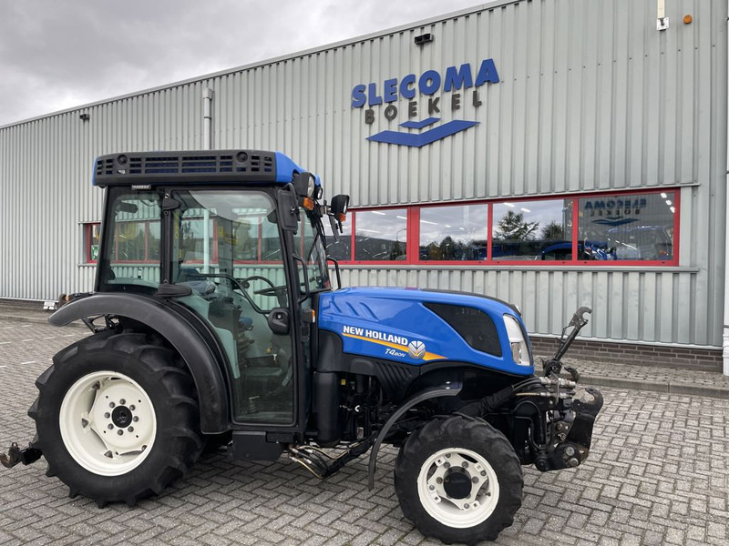 New Holland T4.80N - Traktör: fotoğraf 4 New Holland T4.80N - Traktör: fotoğraf 4