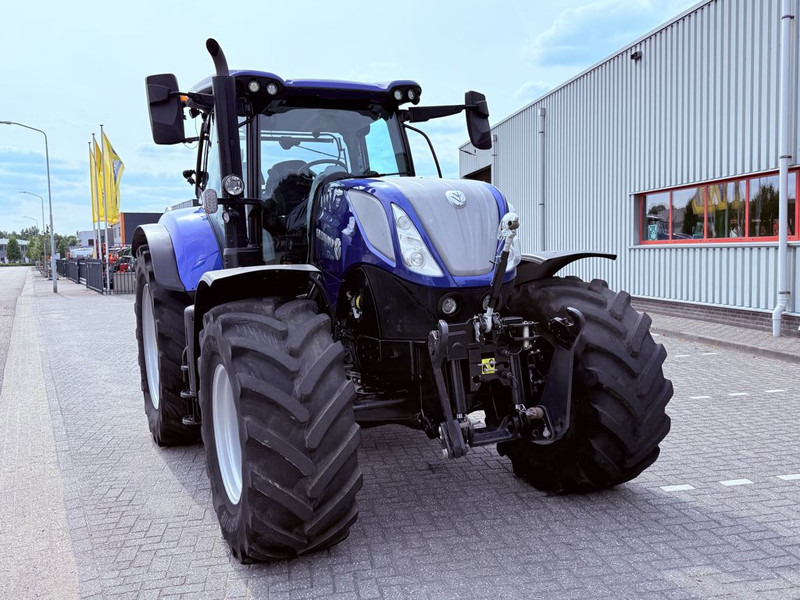 New Holland T7.270 AutoCommand Blue Power – Stage V - Traktör: fotoğraf 5 New Holland T7.270 AutoCommand Blue Power – Stage V - Traktör: fotoğraf 5