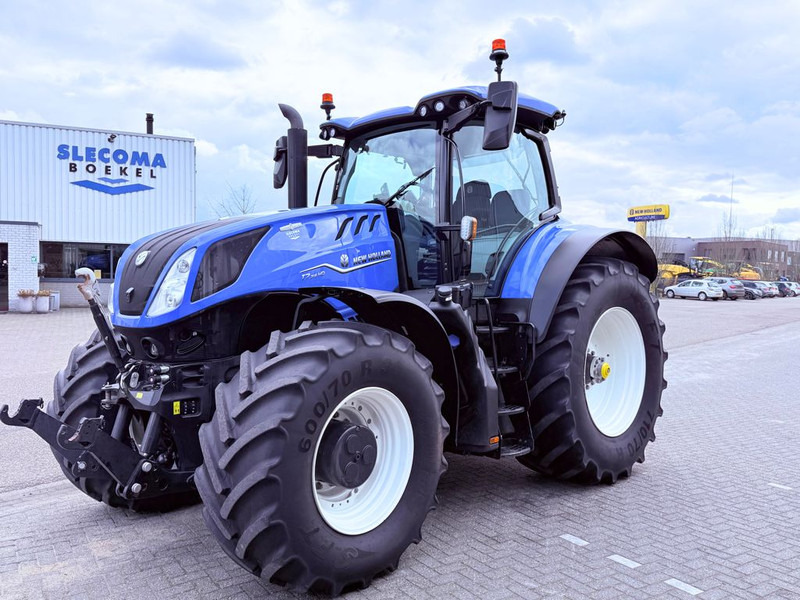 New Holland T7.315HD Auto Command + GPS - Traktör: fotoğraf 1 New Holland T7.315HD Auto Command + GPS - Traktör: fotoğraf 1