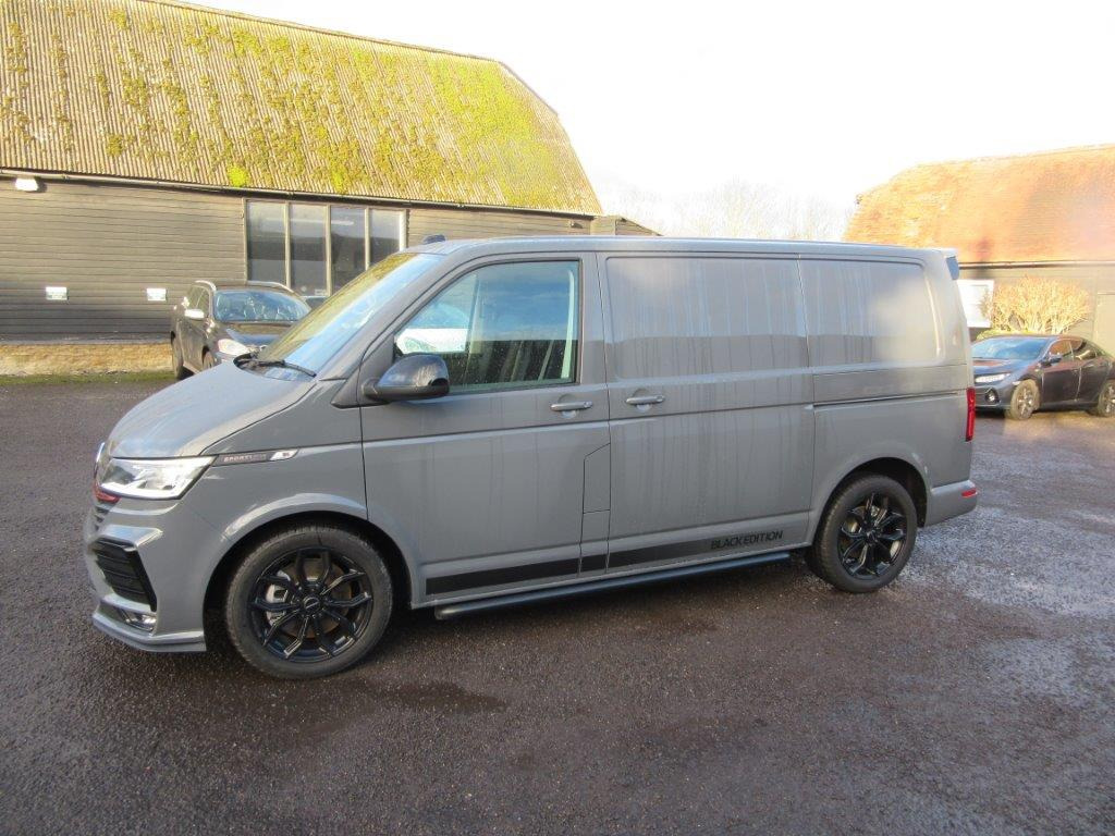 2025 Volkswagen Transporter Black Edition 2.0 BiDI 204 Sportline - Panelvan: fotoğraf 3 2025 Volkswagen Transporter Black Edition 2.0 BiDI 204 Sportline - Panelvan: fotoğraf 3