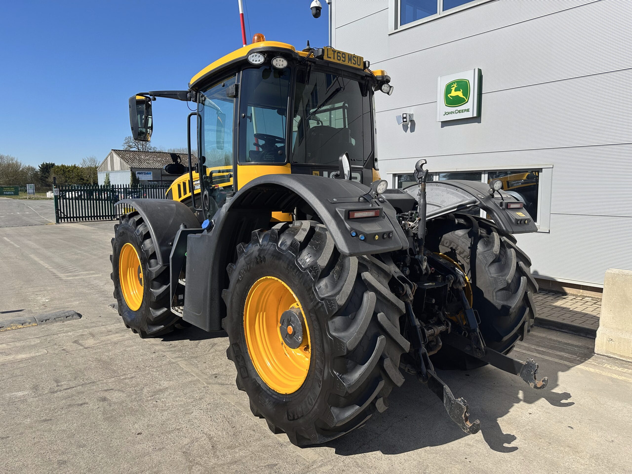JCB Fastrac 4220 - Traktör: fotoğraf 3 JCB Fastrac 4220 - Traktör: fotoğraf 3