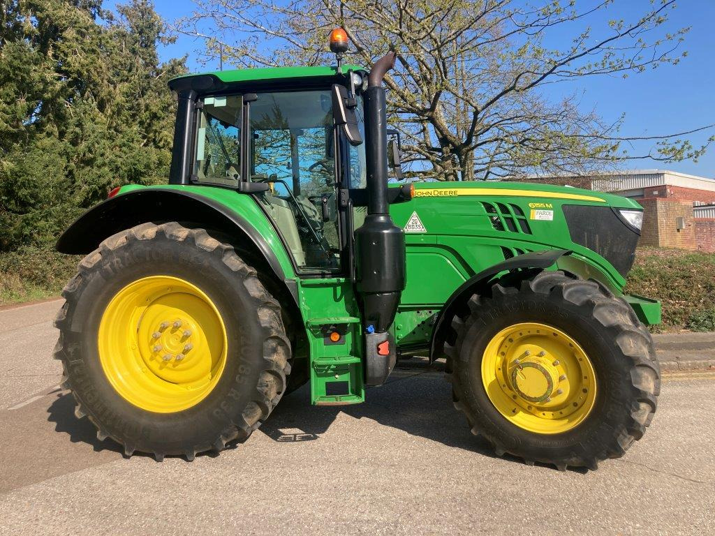 JOHN DEERE 6155M - Traktör: fotoğraf 1 JOHN DEERE 6155M - Traktör: fotoğraf 1