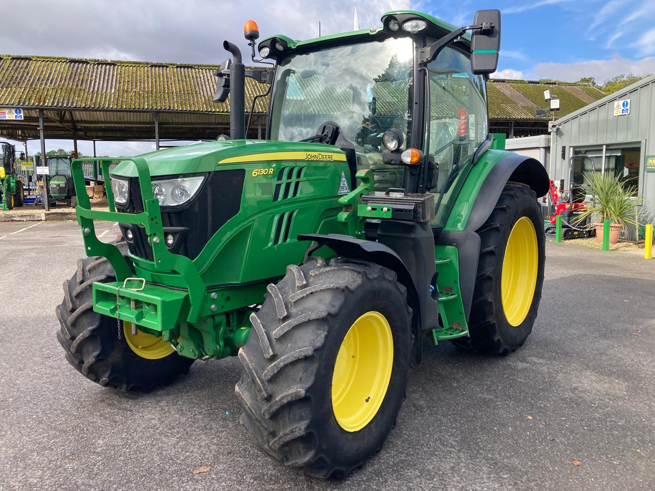John Deere 6130R - Traktör: fotoğraf 1 John Deere 6130R - Traktör: fotoğraf 1