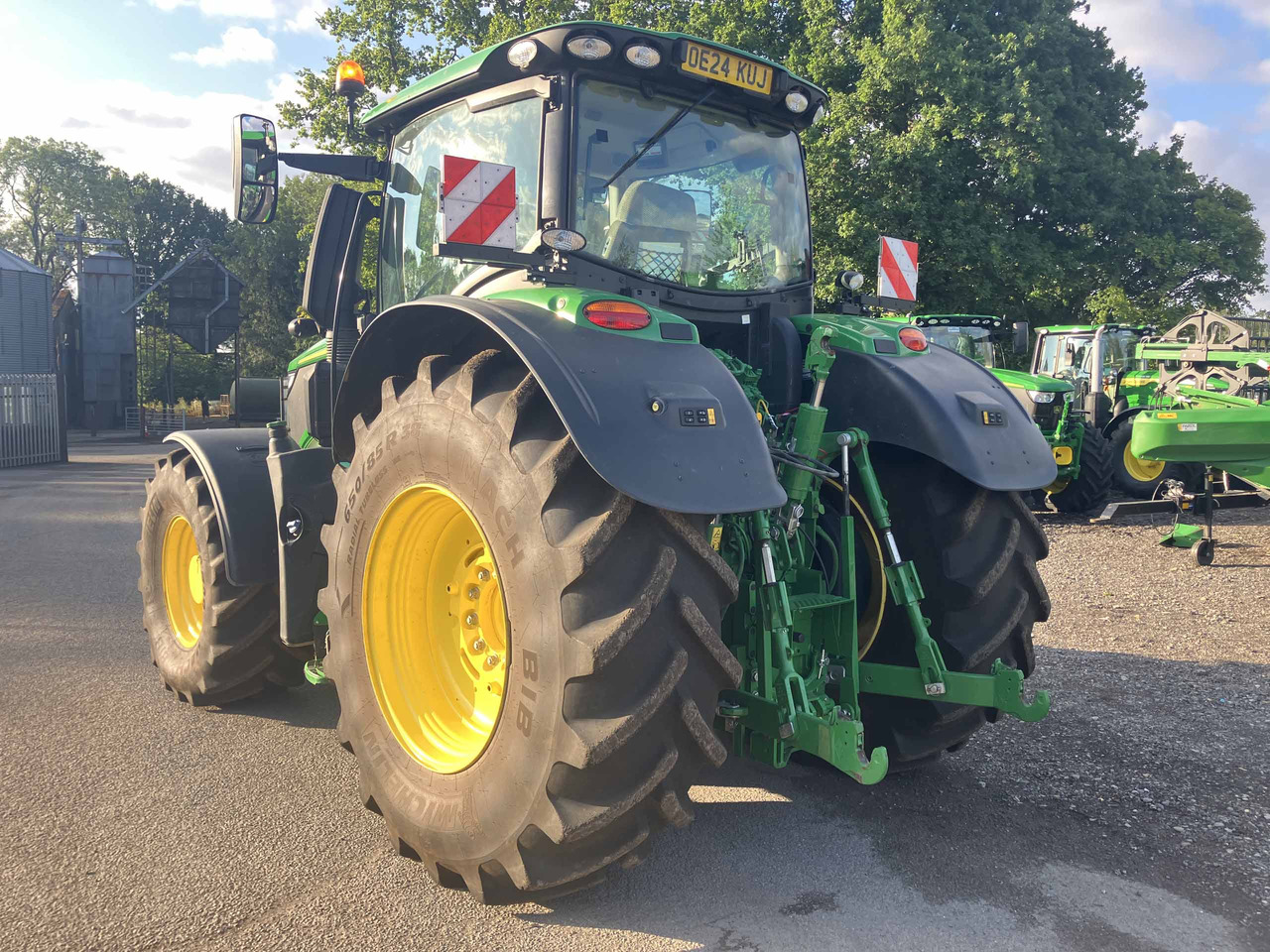 John Deere 6R 250 - Traktör: fotoğraf 3 John Deere 6R 250 - Traktör: fotoğraf 3