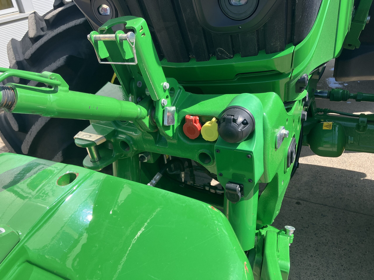 Traktör John Deere 6R155: fotoğraf 8
