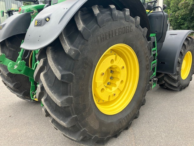 John Deere 6R250 - Traktör: fotoğraf 4 John Deere 6R250 - Traktör: fotoğraf 4