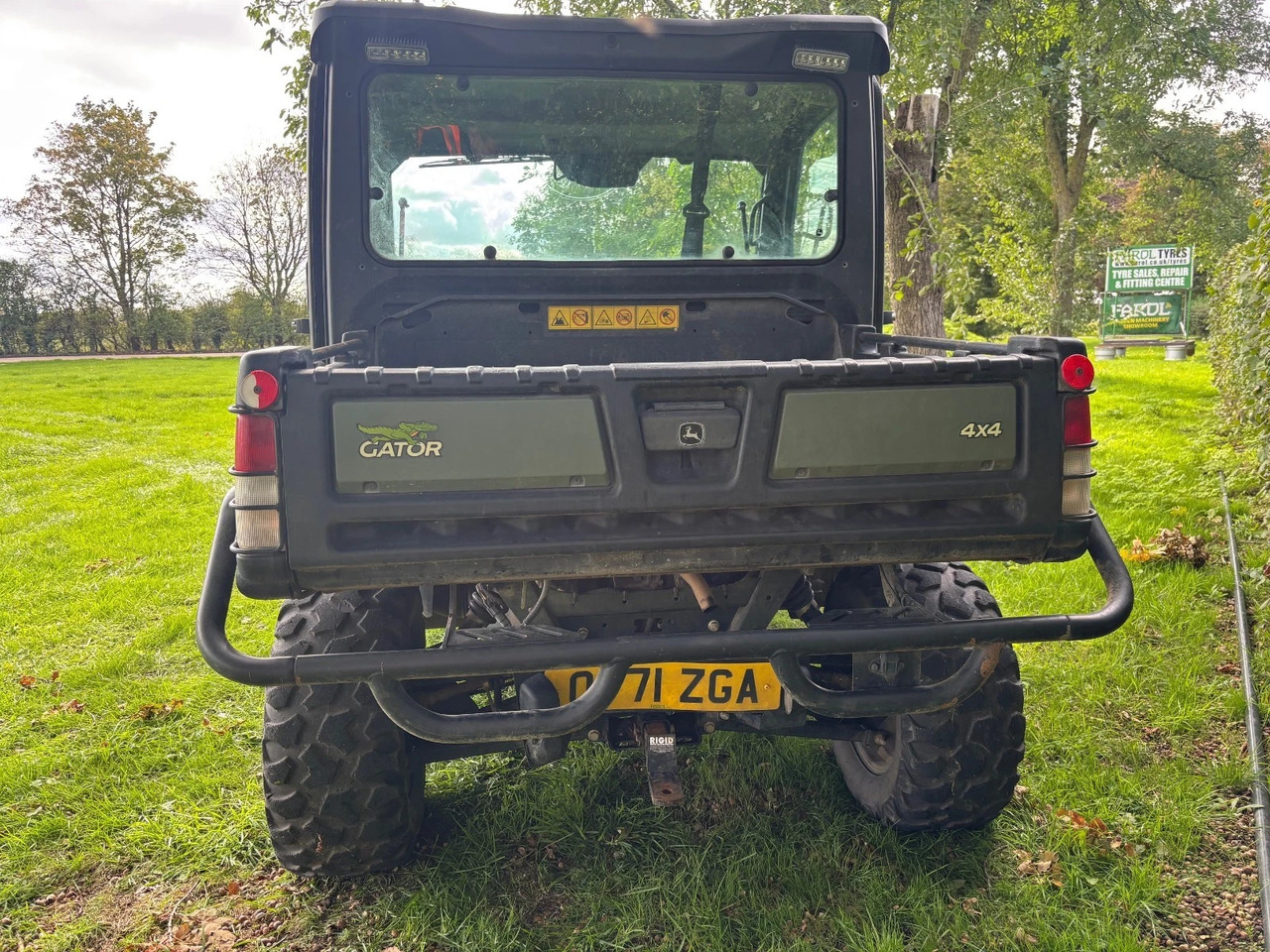 John Deere XUV865M Gator - ATV: fotoğraf 5 John Deere XUV865M Gator - ATV: fotoğraf 5
