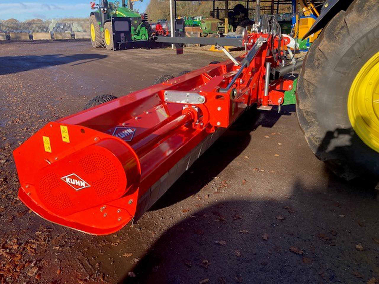 Kuhn RM610R Flail mower - Sap parçalama makinesi: fotoğraf 3 Kuhn RM610R Flail mower - Sap parçalama makinesi: fotoğraf 3