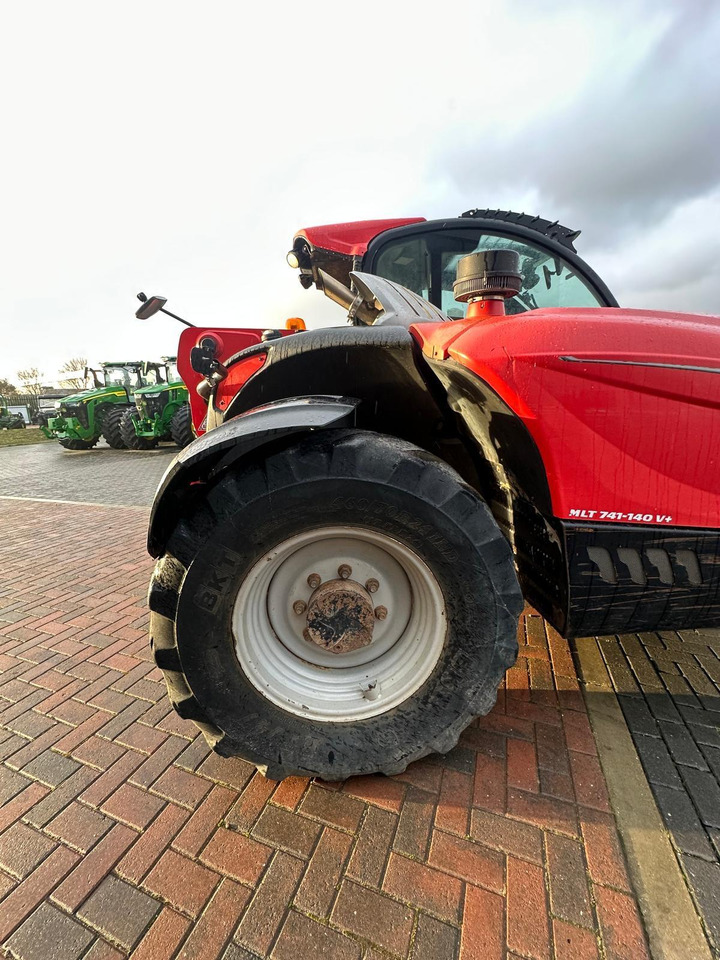 Manitou MLT741-140 - Teleskopik yükleyici: fotoğraf 4 Manitou MLT741-140 - Teleskopik yükleyici: fotoğraf 4