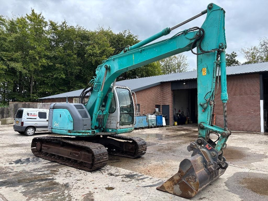 Kobelco SK 135 - Paletli ekskavatör: fotoğraf 4 Kobelco SK 135 - Paletli ekskavatör: fotoğraf 4