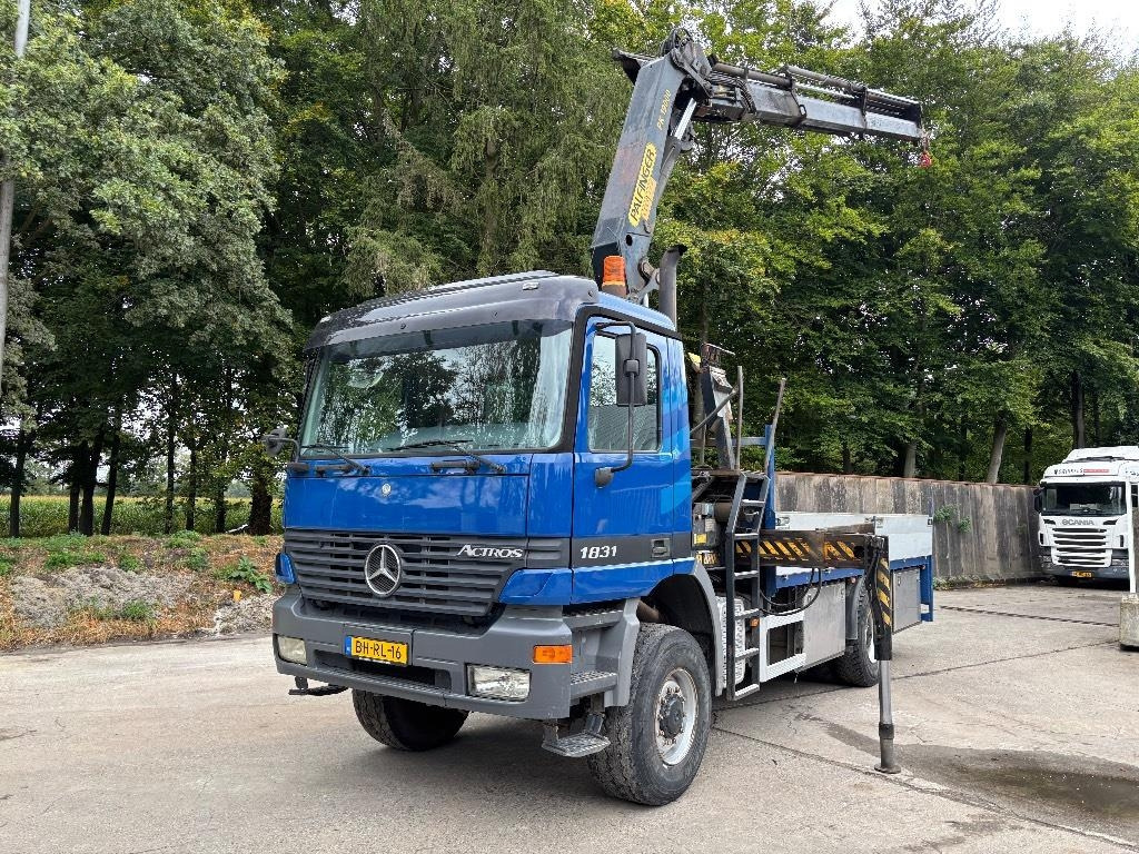 Mercedes-Benz Actros 1831/ 4x4 / Palfinger PK19000 Crane - Vinçli kamyon: fotoğraf 5 Mercedes-Benz Actros 1831/ 4x4 / Palfinger PK19000 Crane - Vinçli kamyon: fotoğraf 5