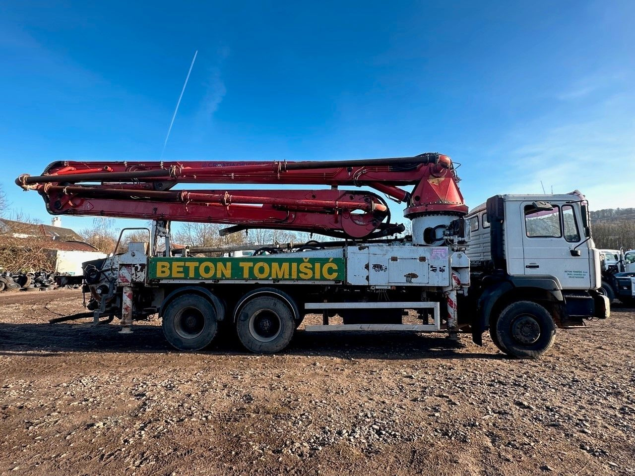 MAN FE 310 6X4 Cifa 36m Betonpumpe - Mobil beton pompası: fotoğraf 2 MAN FE 310 6X4 Cifa 36m Betonpumpe - Mobil beton pompası: fotoğraf 2