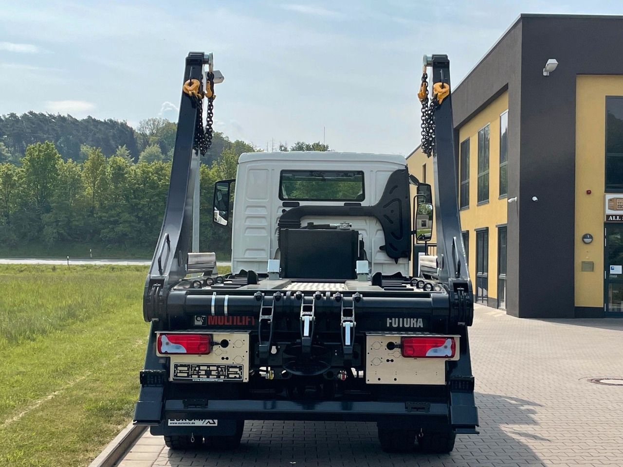 MAN TGM 18.320 4x2 Euro 6e Hiab Multilift Futura 12 - Damperli kamyon, Vinçli kamyon: fotoğraf 5 MAN TGM 18.320 4x2 Euro 6e Hiab Multilift Futura 12 - Damperli kamyon, Vinçli kamyon: fotoğraf 5
