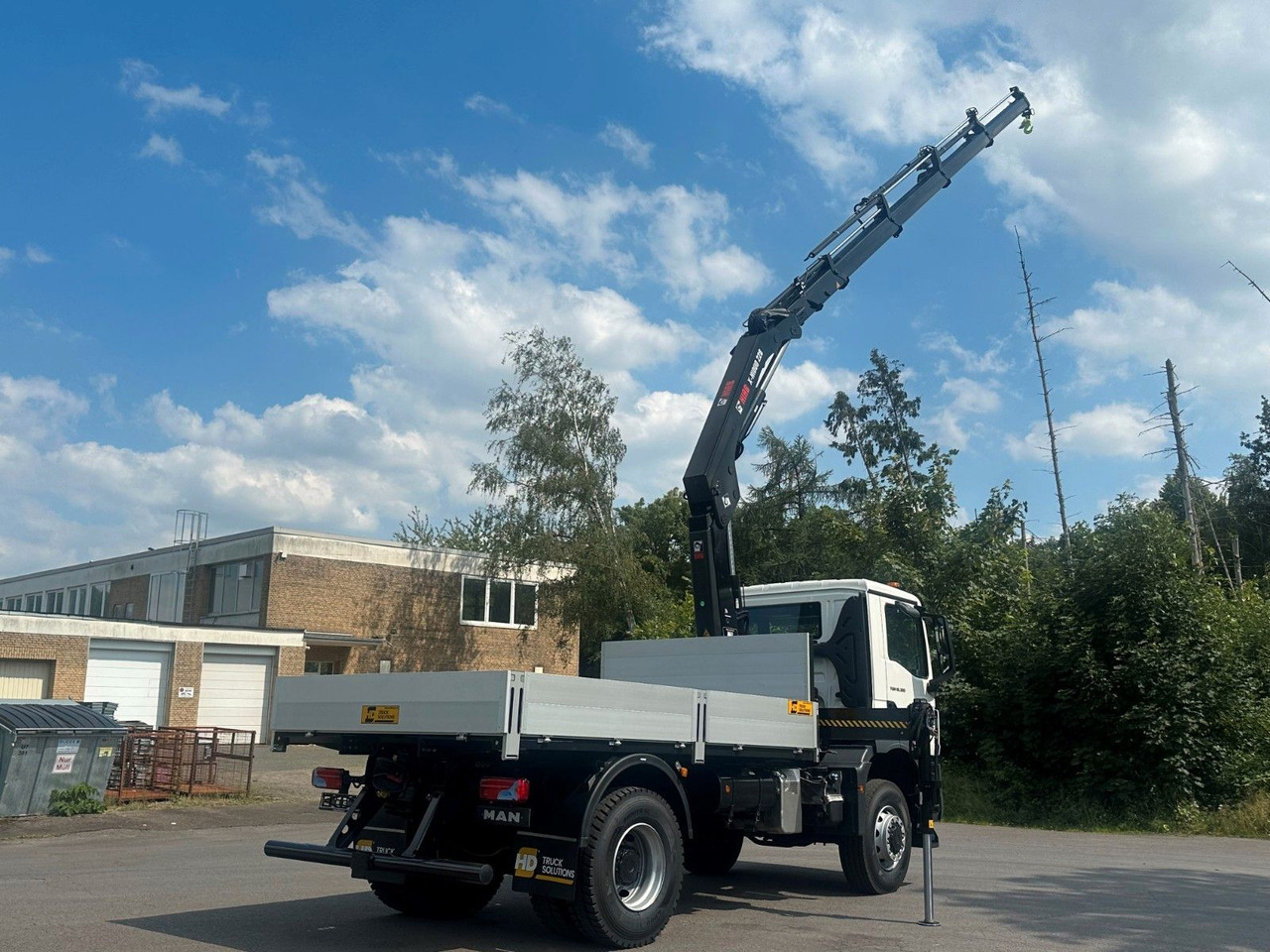 MAN TGM 18.320 4x4 Euro 6e Pritsche Hiab 228-4 Kran - Sal/ Açık kasa kamyon, Vinçli kamyon: fotoğraf 5 MAN TGM 18.320 4x4 Euro 6e Pritsche Hiab 228-4 Kran - Sal/ Açık kasa kamyon, Vinçli kamyon: fotoğraf 5