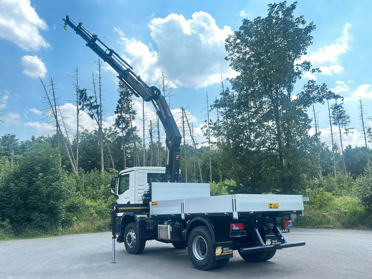 MAN TGM 18.320 4x4 Euro 6e Pritsche Hiab 228-4 Kran - Sal/ Açık kasa kamyon, Vinçli kamyon: fotoğraf 4 MAN TGM 18.320 4x4 Euro 6e Pritsche Hiab 228-4 Kran - Sal/ Açık kasa kamyon, Vinçli kamyon: fotoğraf 4