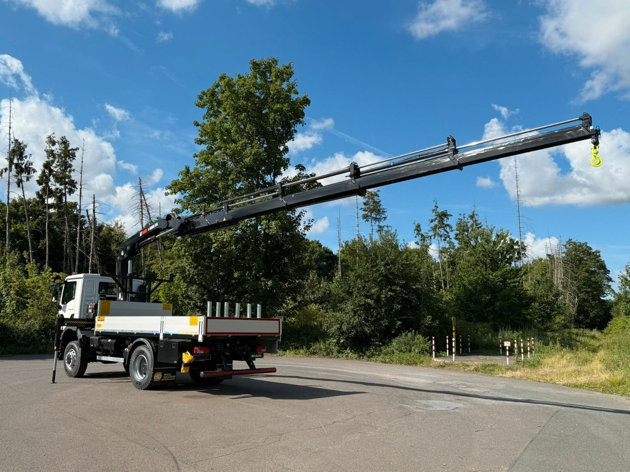 MAN TGM 18.320 4x4 Hiab 228-4 Kran - Vinçli kamyon: fotoğraf 3 MAN TGM 18.320 4x4 Hiab 228-4 Kran - Vinçli kamyon: fotoğraf 3