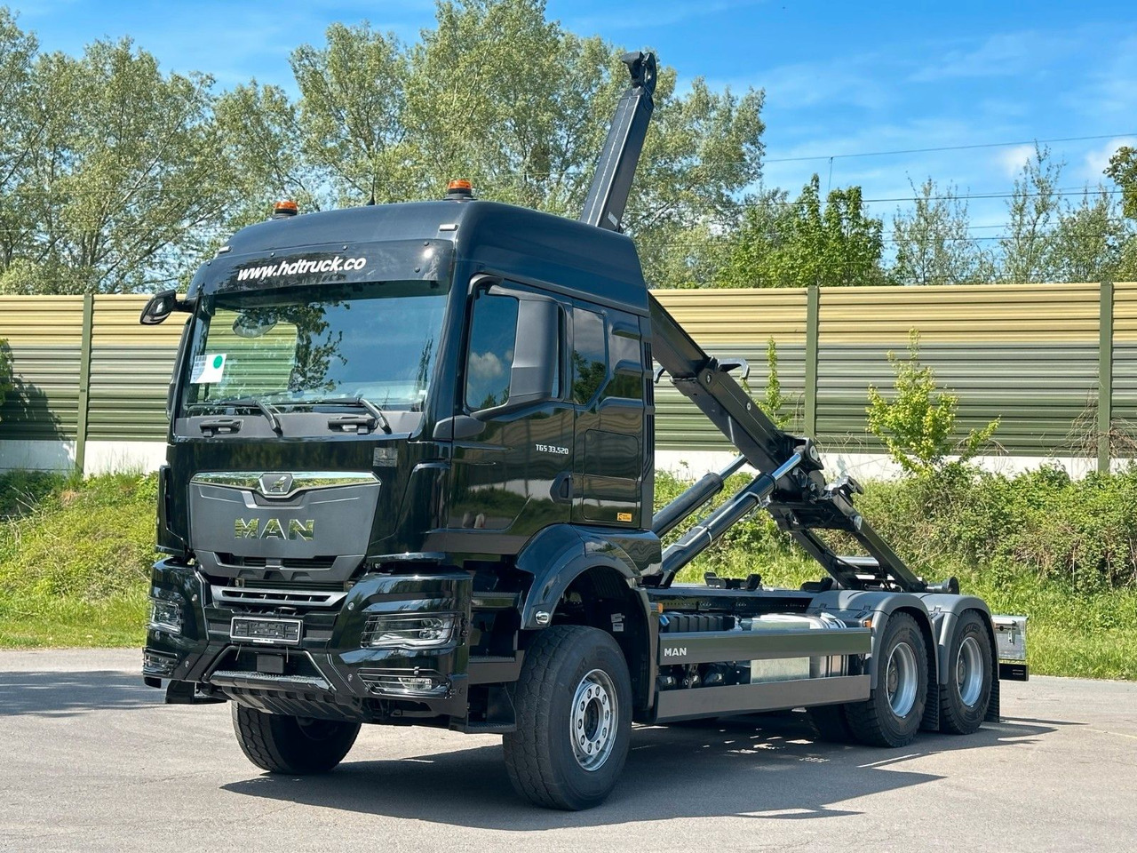 MAN TGS 33.510 6X4 Euro6e Abrollkipper MULTILIFT - Kancalı yükleyici kamyon, Vinçli kamyon: fotoğraf 2 MAN TGS 33.510 6X4 Euro6e Abrollkipper MULTILIFT - Kancalı yükleyici kamyon, Vinçli kamyon: fotoğraf 2