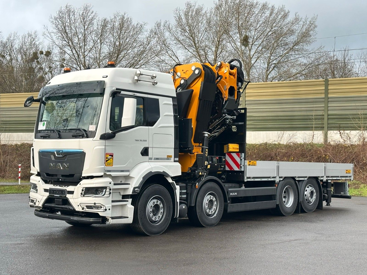 MAN TGS 35.520 8X2 Hiab EFFER 955-8s +Jib 6s - Sal/ Açık kasa kamyon, Vinçli kamyon: fotoğraf 3 MAN TGS 35.520 8X2 Hiab EFFER 955-8s +Jib 6s - Sal/ Açık kasa kamyon, Vinçli kamyon: fotoğraf 3