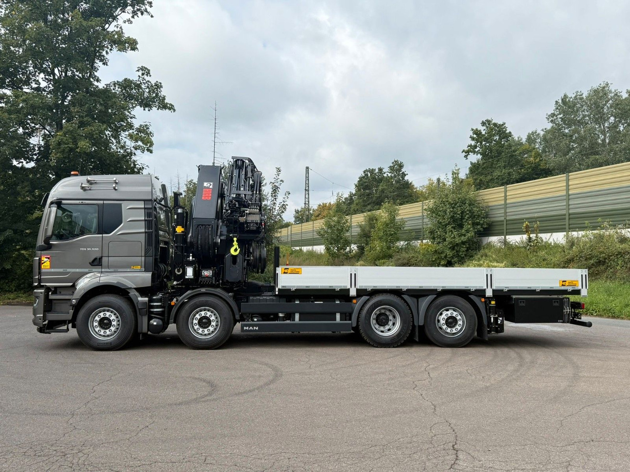 MAN TGS 35.520 8x2 BL HIAB X-HiPro858E-8 & Jib150x-6 - Vinçli kamyon: fotoğraf 3 MAN TGS 35.520 8x2 BL HIAB X-HiPro858E-8 & Jib150x-6 - Vinçli kamyon: fotoğraf 3