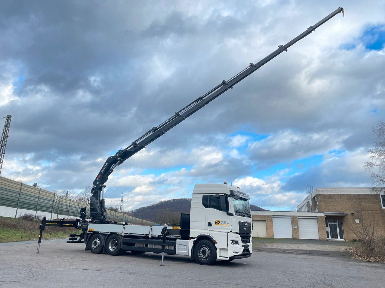 MAN TGX 26.520 TG3 Retarder / 6X2 Hiab 548 E 8 - Vinçli kamyon: fotoğraf 1 MAN TGX 26.520 TG3 Retarder / 6X2 Hiab 548 E 8 - Vinçli kamyon: fotoğraf 1