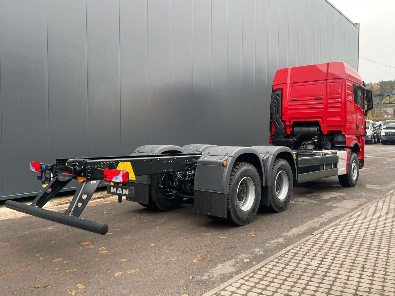 MAN TGX 33.510 6X4 BL - Şasi kamyon: fotoğraf 3 MAN TGX 33.510 6X4 BL - Şasi kamyon: fotoğraf 3