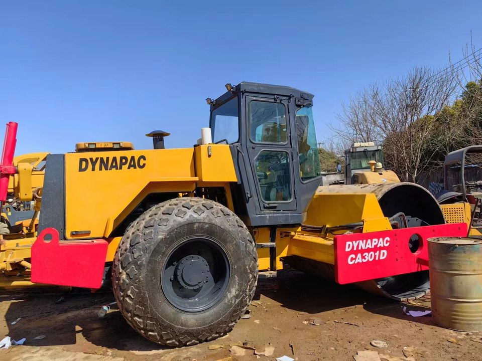 Fast Shipping Superior Quality Used Dynapac CA301D Road Roller Used Vibratory Soil Compactors Strong Power Single Drum Roller - Kompaktör: fotoğraf 2 Fast Shipping Superior Quality Used Dynapac CA301D Road Roller Used Vibratory Soil Compactors Strong Power Single Drum Roller - Kompaktör: fotoğraf 2