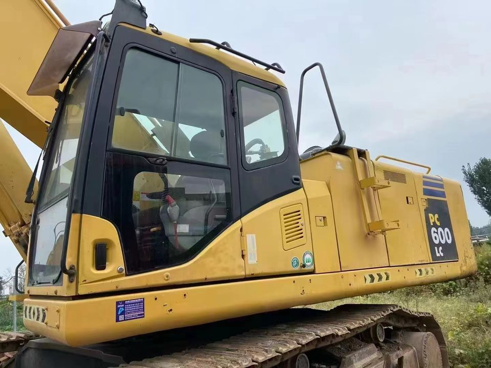 Original Good Condition USED Excavator PC600LC-8 60 Ton Excavator Crawler Excavator for Komatsu on Sale - Paletli ekskavatör: fotoğraf 5 Original Good Condition USED Excavator PC600LC-8 60 Ton Excavator Crawler Excavator for Komatsu on Sale - Paletli ekskavatör: fotoğraf 5