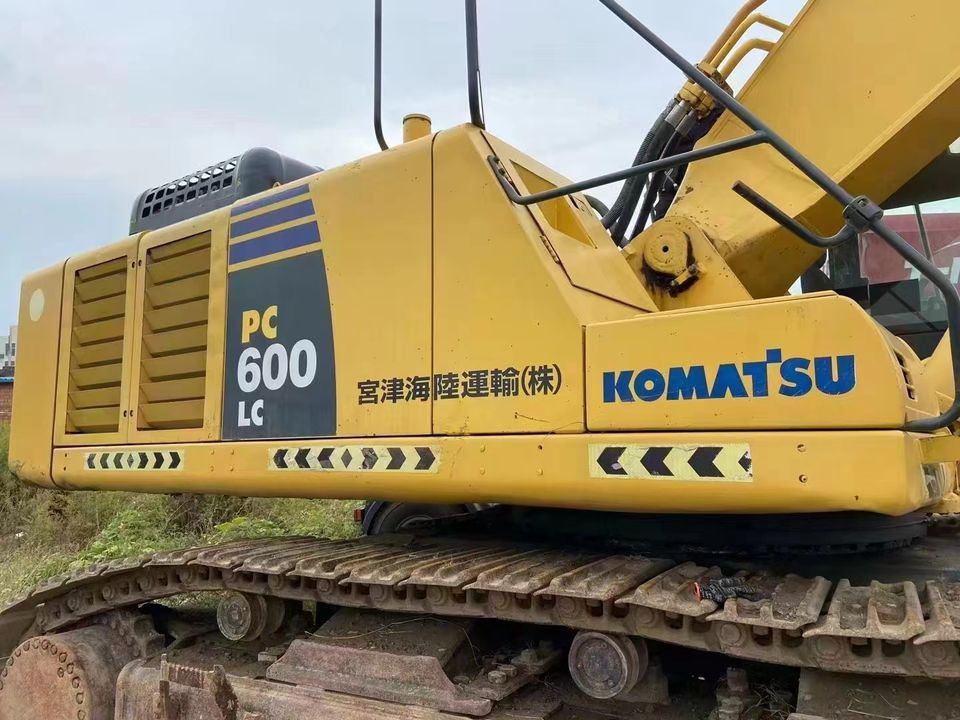 Original Good Condition USED Excavator PC600LC-8 60 Ton Excavator Crawler Excavator for Komatsu on Sale - Paletli ekskavatör: fotoğraf 4 Original Good Condition USED Excavator PC600LC-8 60 Ton Excavator Crawler Excavator for Komatsu on Sale - Paletli ekskavatör: fotoğraf 4