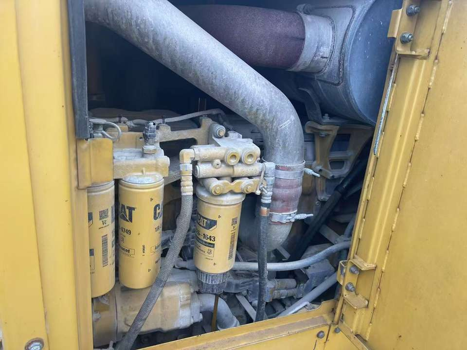 Used Cat Wheel Loader 986H for Sale Caterpillar Wheel Loader 986H in Good Condition - Tekerlekli yükleyici: fotoğraf 5 Used Cat Wheel Loader 986H for Sale Caterpillar Wheel Loader 986H in Good Condition - Tekerlekli yükleyici: fotoğraf 5