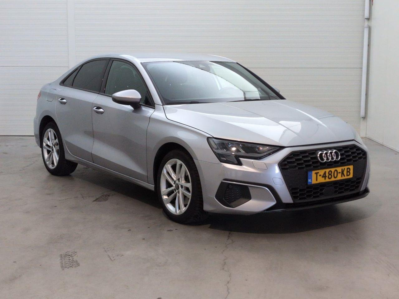 Audi A3 Limousine 35 TFSI edition one | 2021 | 60.185 km | Automaat | T480KB | NAP: Geen oordeel - Sedan araba: fotoğraf 2 Audi A3 Limousine 35 TFSI edition one | 2021 | 60.185 km | Automaat | T480KB | NAP: Geen oordeel - Sedan araba: fotoğraf 2