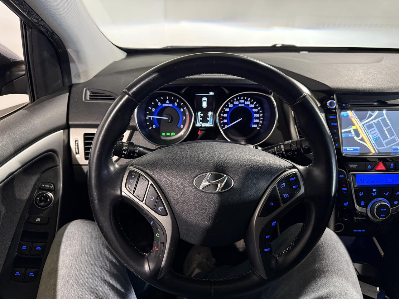 Hyundai | i30 | 1.6 GDI i-Catcher | 2012 | 287.418 km | 40XFT1 | Logisch - Hatchback: fotoğraf 3 Hyundai | i30 | 1.6 GDI i-Catcher | 2012 | 287.418 km | 40XFT1 | Logisch - Hatchback: fotoğraf 3