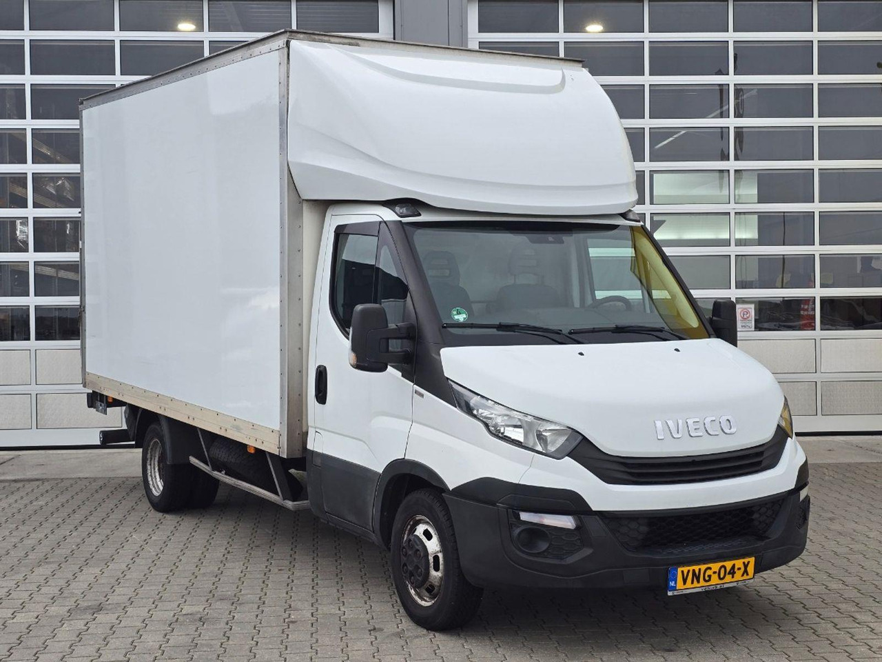 Iveco Daily 35C16V 2.3 410 H3 L | 2019 | 208.488 km | Automaat | VNG04X | NAP: Geen oordeel - Kapalı kasa kamyonet: fotoğraf 2 Iveco Daily 35C16V 2.3 410 H3 L | 2019 | 208.488 km | Automaat | VNG04X | NAP: Geen oordeel - Kapalı kasa kamyonet: fotoğraf 2