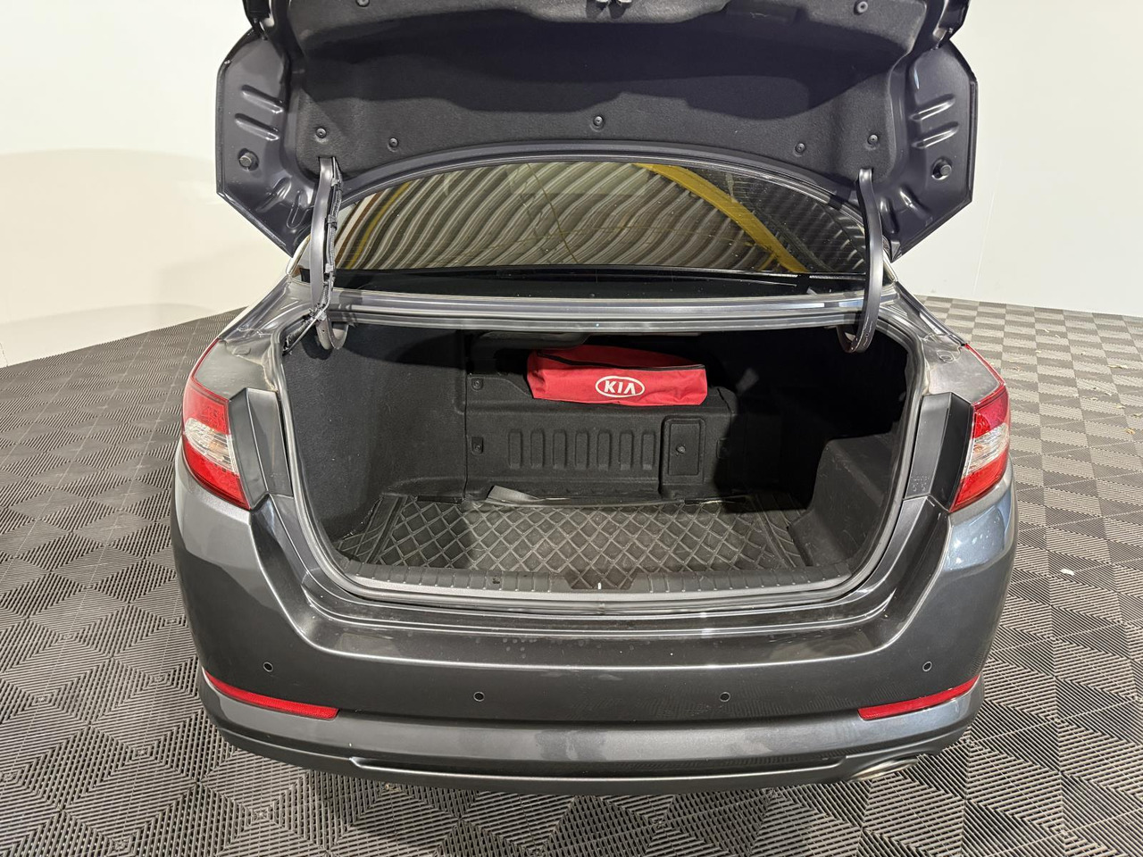 Kia | Optima | 2.0 CVVT Hybrid Super Pack | 2014 | 260.693 km | 5TJT77 | Automaat | Logisch - Sedan araba: fotoğraf 5 Kia | Optima | 2.0 CVVT Hybrid Super Pack | 2014 | 260.693 km | 5TJT77 | Automaat | Logisch - Sedan araba: fotoğraf 5