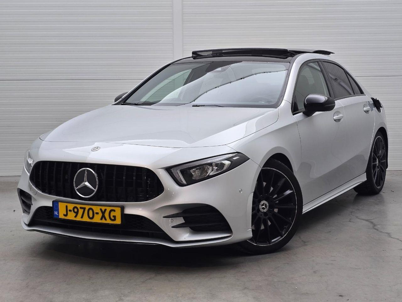 Mercedes - Benz A - klasse 220 4MATIC Premium | 2019 | 198.686 km | Automaat | J970XG | NAP: Geen oordeel - Sedan araba: fotoğraf 1 Mercedes - Benz A - klasse 220 4MATIC Premium | 2019 | 198.686 km | Automaat | J970XG | NAP: Geen oordeel - Sedan araba: fotoğraf 1