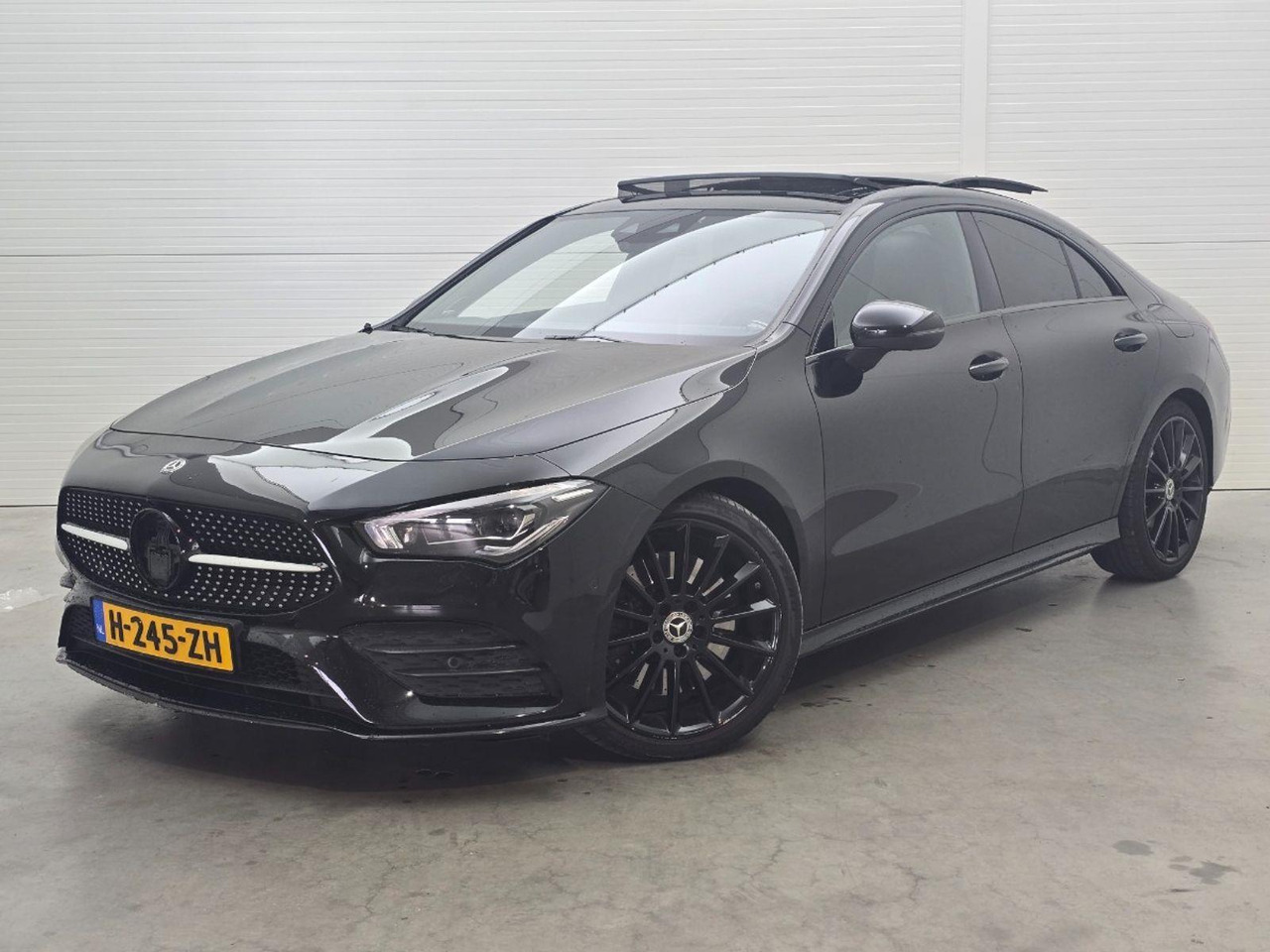 Mercedes-Benz CLA-klasse 220 Premium Plus | 2019 | 251.329 km | Automaat | H245ZH | NAP: Geen oordeel - Sedan araba: fotoğraf 1 Mercedes-Benz CLA-klasse 220 Premium Plus | 2019 | 251.329 km | Automaat | H245ZH | NAP: Geen oordeel - Sedan araba: fotoğraf 1