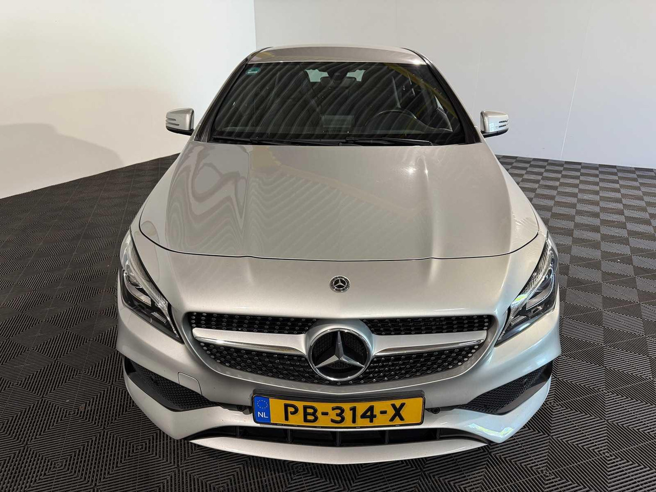 Mercedes-Benz CLA-klasse Shooting Brake 180 d Business Solution AMG | 2017 | 178.913 km | PB-314-X - Binek araba: fotoğraf 5 Mercedes-Benz CLA-klasse Shooting Brake 180 d Business Solution AMG | 2017 | 178.913 km | PB-314-X - Binek araba: fotoğraf 5