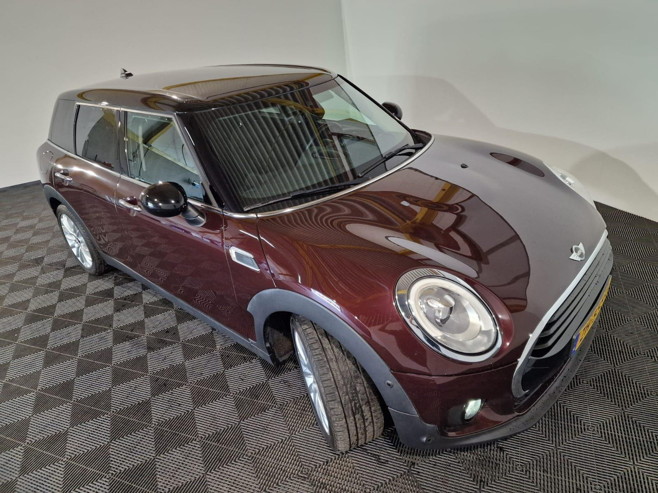 Mini Clubman 1.5 Cooper Pepper Business ZH-555-L - Binek araba: fotoğraf 4 Mini Clubman 1.5 Cooper Pepper Business ZH-555-L - Binek araba: fotoğraf 4