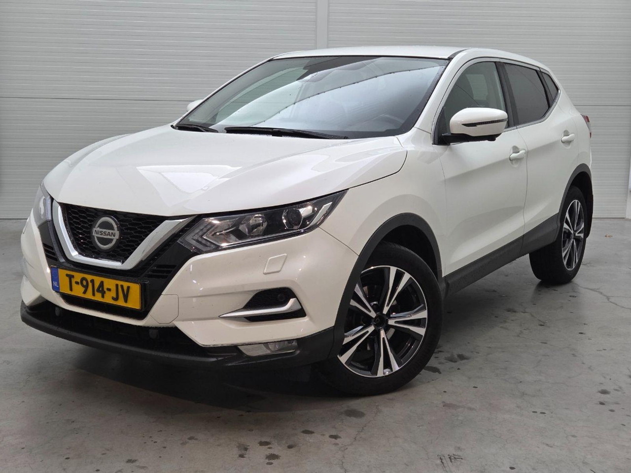 Nissan Qashqai 1.3 DIG - T Acenta | 2020 | 136.596 km | Automaat | T914JV | NAP: Geen oordeel - SUV: fotoğraf 1 Nissan Qashqai 1.3 DIG - T Acenta | 2020 | 136.596 km | Automaat | T914JV | NAP: Geen oordeel - SUV: fotoğraf 1