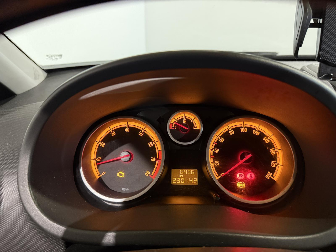 Opel | Corsa | 1.2-16V Anniversary Edition | 2012 | 230.142 km | 5THL16 | Onlogisch - Hatchback: fotoğraf 5 Opel | Corsa | 1.2-16V Anniversary Edition | 2012 | 230.142 km | 5THL16 | Onlogisch - Hatchback: fotoğraf 5