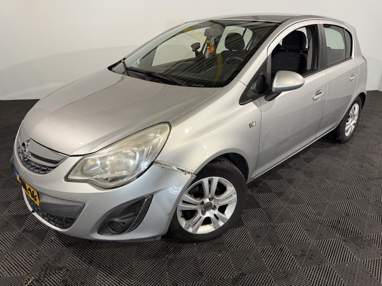 Opel | Corsa | 1.2-16V Anniversary Edition | 2012 | 230.142 km | 5THL16 | Onlogisch - Hatchback: fotoğraf 1 Opel | Corsa | 1.2-16V Anniversary Edition | 2012 | 230.142 km | 5THL16 | Onlogisch - Hatchback: fotoğraf 1