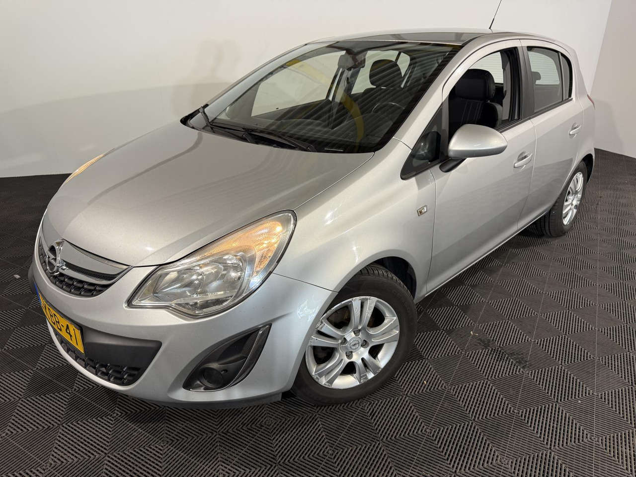 Opel | Corsa | 1.2-16V Rhythm | 2013 | 198.171 km | 5KBB41 | Logisch - Hatchback: fotoğraf 1 Opel | Corsa | 1.2-16V Rhythm | 2013 | 198.171 km | 5KBB41 | Logisch - Hatchback: fotoğraf 1