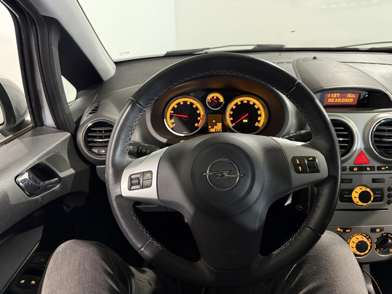 Opel | Corsa | 1.2-16V Rhythm | 2013 | 198.171 km | 5KBB41 | Logisch - Hatchback: fotoğraf 3 Opel | Corsa | 1.2-16V Rhythm | 2013 | 198.171 km | 5KBB41 | Logisch - Hatchback: fotoğraf 3