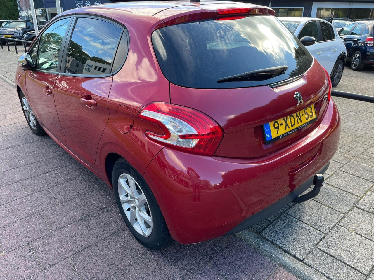 Peugeot 208 1.2 VTi Style | 2014 | 93.815 km | 9XDN53 | NAP: Logisch - Hatchback: fotoğraf 3 Peugeot 208 1.2 VTi Style | 2014 | 93.815 km | 9XDN53 | NAP: Logisch - Hatchback: fotoğraf 3