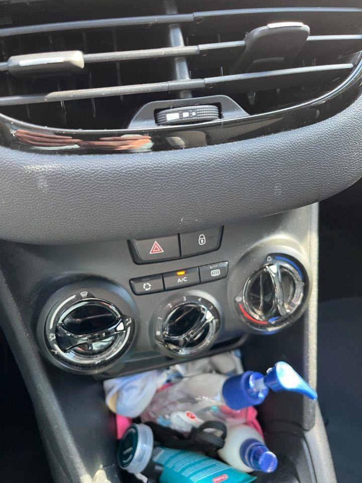 Peugeot 208 1.2 VTi Style | 2014 | 93.815 km | 9XDN53 | NAP: Logisch - Hatchback: fotoğraf 5 Peugeot 208 1.2 VTi Style | 2014 | 93.815 km | 9XDN53 | NAP: Logisch - Hatchback: fotoğraf 5